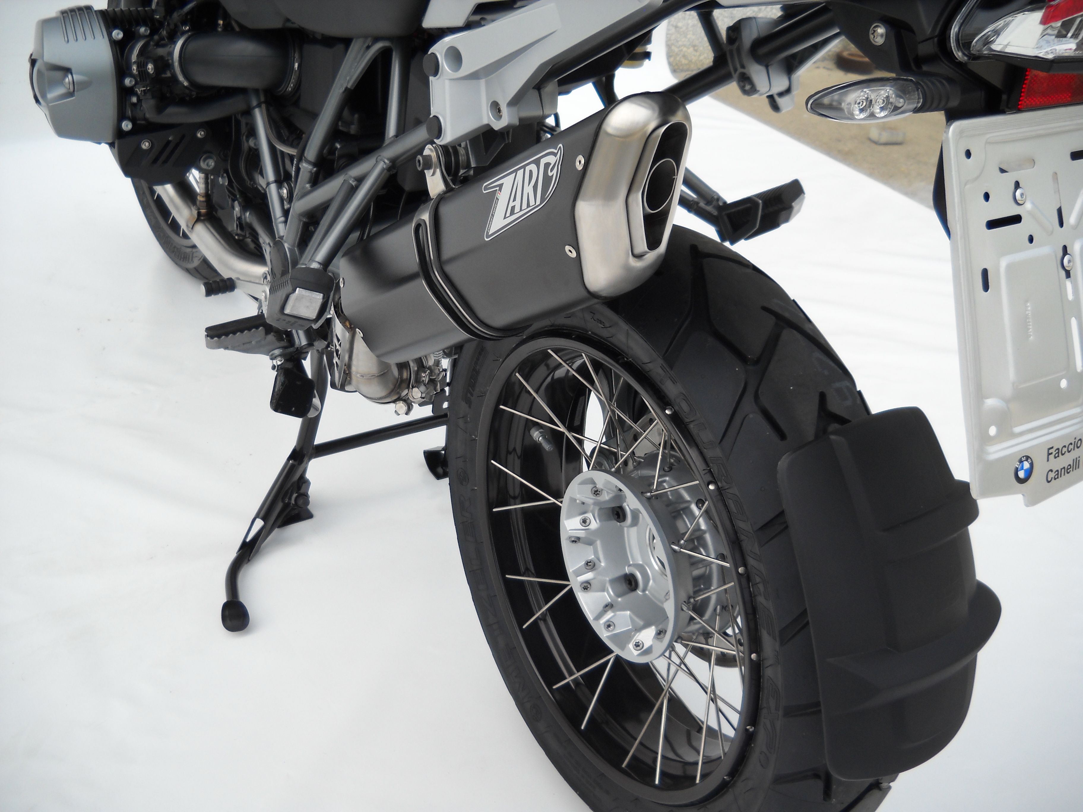 Penta Slip-on  Picture 3