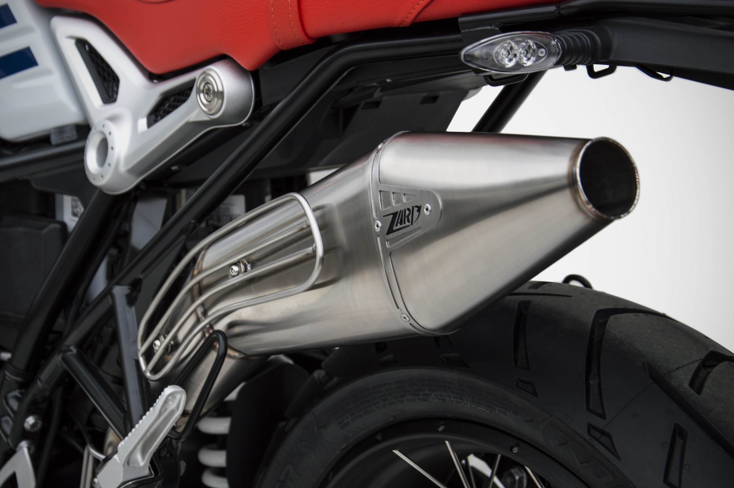 R80 Slip on Picture 3