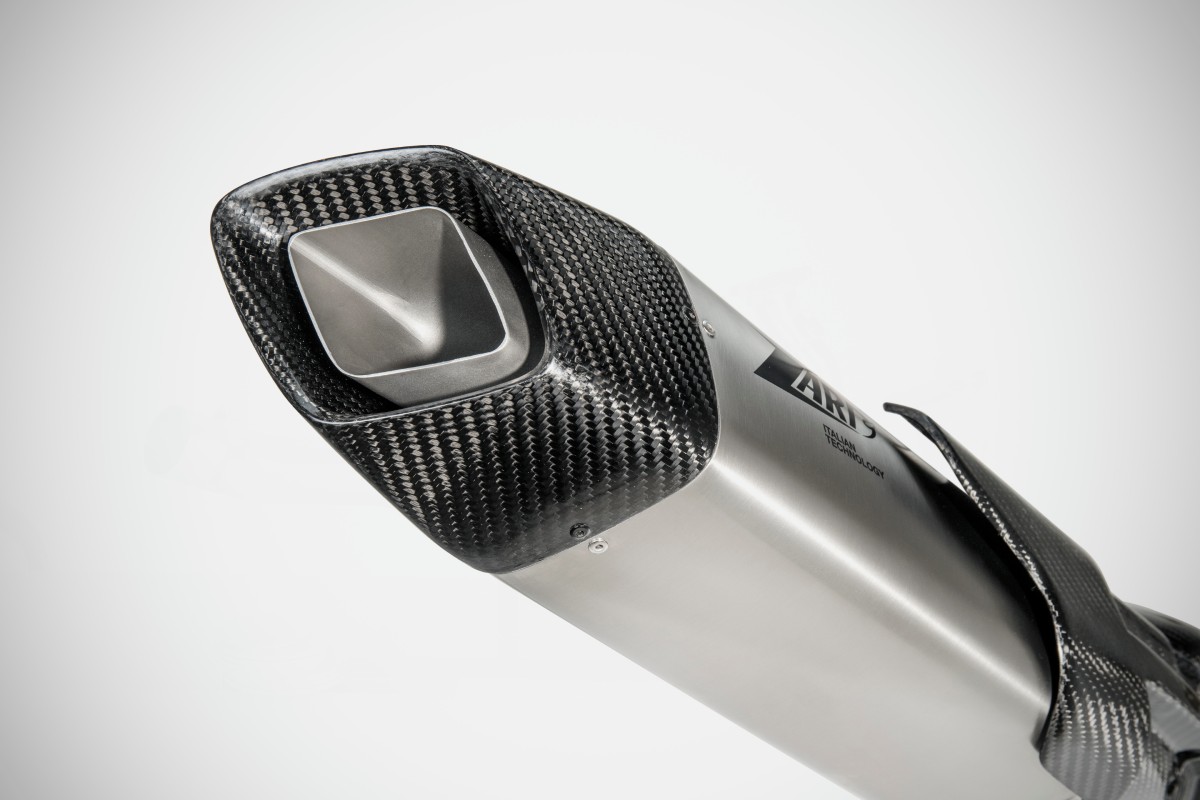 Slip on 2-1 Titan mit Carbon Endkappe Picture 3