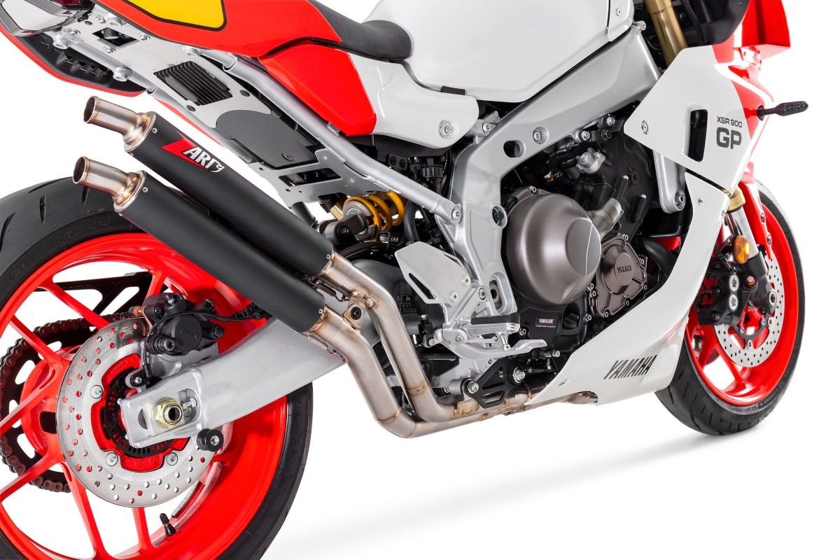 Racing Full Kit Picture 3