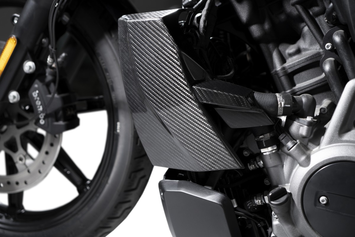 Carbon Cover Kühlerabdeckung links + rechts / Kühlerstopfen-Abdeckung Aluminium